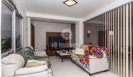Sobrado com 4 Quartos e 4 banheiros à Venda, 150 metros  por R$ 1.380.000