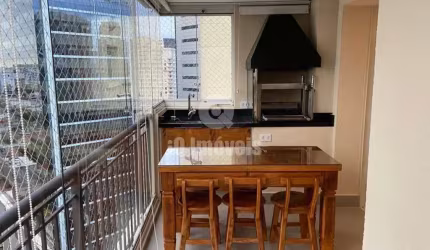 Apartamento a venda Pinheiros, 72 metros, 2 suítes, 2 vagas.
