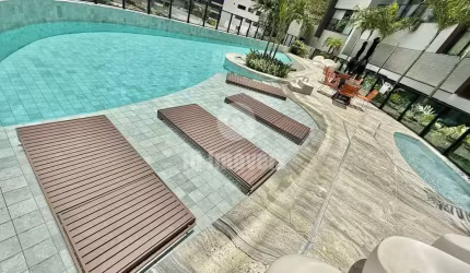 Moema Nobre, apartamento duplex a venda . Para jovem Executivo, pé direito duplo .