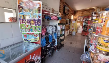 Ponto comercial com apartamento a venda no Cidade Nova