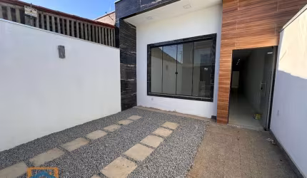 Casa espaçosa e bem localizada no bairro Residencial Beth&#226;nia