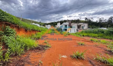 Lote de 240m&#178; no Bairro Cidade Verde!