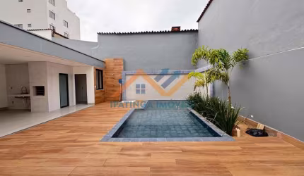 Casa deslumbrante de 3 dormitórios, sendo 2 suítes e 1 com closet, &#224; venda no charmoso bairro Bom Retiro em Ipatinga!