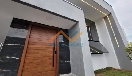 Casa de alto padrão em ótima localização no bairro Bom Retiro.