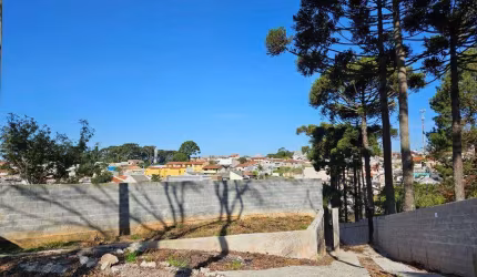 Vendo terreno no Bairro Santa Cândida em Curitiba