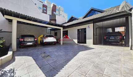 Casa Alto Padrão com 300m² - Silveira da Motta - São José dos Pinhais