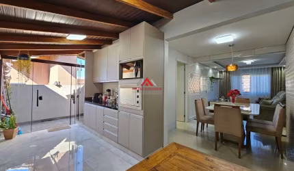 Casa 03 Dormitórios com 100m² - Colônia Rio Grande - São José dos Pinhais