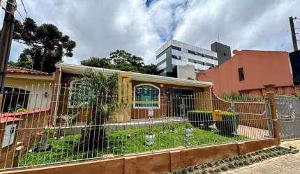 Residência Térrea no Portão a 100 metros da Arthur Bernardes