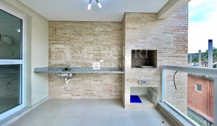 Apartamento à Venda na Praia da Enseada com Varanda Gourmet