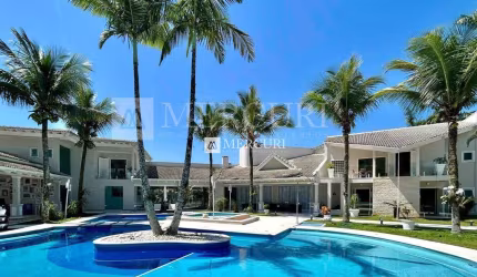 Mansão de Luxo com 8 Suítes e 3 Piscinas no Jardim Acapulco, Guarujá