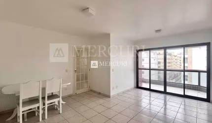 Apartamento na Praia da Enseada, Guarujá - Região do Aquário