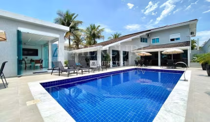 Casa com 5 quartos à venda, 350 m² por R$ 2.800.000 - Jardim Acapulco - Guarujá/SP
