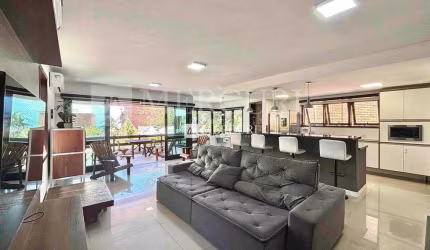 Casa no Guarujá, Enseada, com Vista para o Mar, Condomínio Fechado