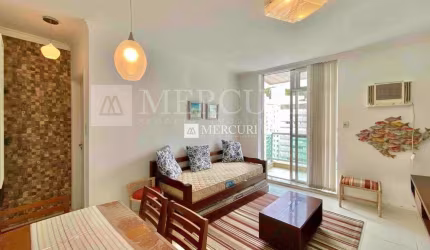 Apartamento no Guarujá, Pitangueiras, Vista para o mar, 50 mts da praia, reformado, 1 quarto, sendo suíte