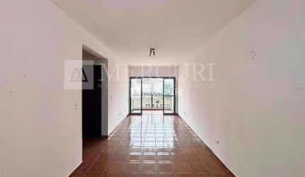 Apartamento no Guarujá, Enseada, com Sacada e 2 quartos