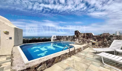 Cobertura Duplex no Guarujá, Enseada, Com Vista Mar, 4 Suítes e Piscina privativa.