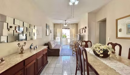 Apartamento no Guarujá, Enseada, Com Sacada