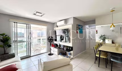 Apartamento no Guarujá, Praia das Pitangueiras, Região do Centro, Com Varanda Gourmet