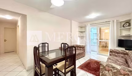 Apartamento no Guarujá, Pitangueiras, região do centro, com vista para o mar.