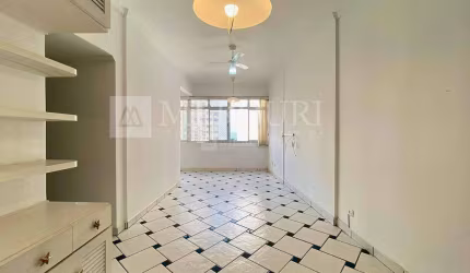 Apartamento no Guarujá, Pitangueiras, Repaginado e Próximo da Praia.