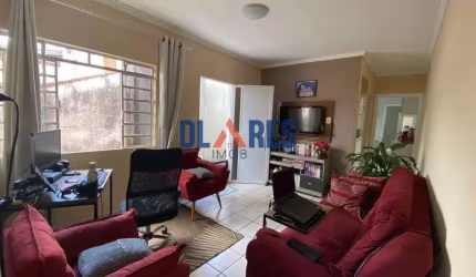 Casa com 2 quartos à venda na Vitorio D'amico, 174, Jardim Monte Alegre, Taboão da Serra por R$ 390.000