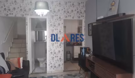 Casa em condomínio fechado com 2 quartos à venda na Josephina Liuzze de Moraes, 153, Jardim Maria Rosa, Taboão da Serra por R$ 490.000