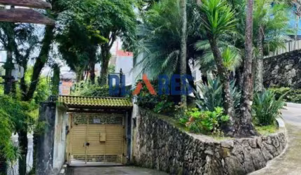 Casa em condomínio fechado com 3 quartos à venda na Rebolo Gonçalves, 167, Vila Cercado Grande, Embu das Artes por R$ 720.000