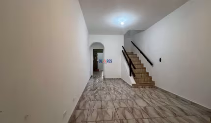 Casa com 3 quartos à venda na Maria José Amaral Arruda Castanho, 108, Parque Pinheiros, Taboão da Serra por R$ 410.000