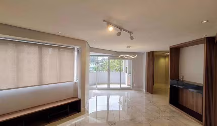 Apartamento para Venda em São Paulo, Vila Andrade, 3 dormitórios, 2 suítes, 4 banheiros, 2 vagas