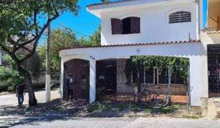 Casa com 3 dormitórios 1 suíte à venda Rua Vicente Leporace Campo Belo