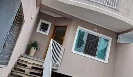 Sobrado Espaçoso com 3 Suítes + 5 Vagas de Garagem - Rudge Ramos - Oportunidade