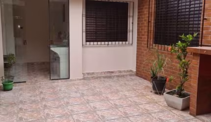 Casa com 2 dormitórios à venda, 161 m² por R$ 745.000,00 - Vila Jerusalém - São Bernardo do Campo/SP