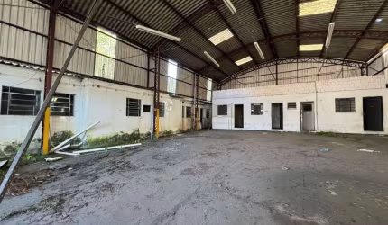 Galpão para alugar, 700 m² por R$ 34.000,00/mês - Jardim - Santo André/SP