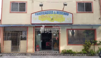 BALUARTE IMÓVEIS ?Prédio na Cidade Ademar