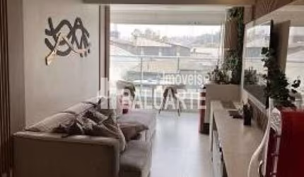 Apartamento com 3 Quartos e 3 banheiros à Venda, 140 m²