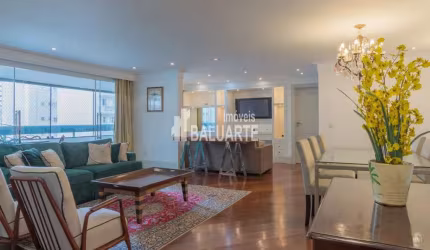 Apartamento com 4 Quartos e 4 banheiros para Alugar, 147 m² por R$ 12.000/Mês