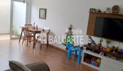 Casa de Condomínio com 2 Quartos e 3 banheiros à Venda, 78 m² por R$ 640000