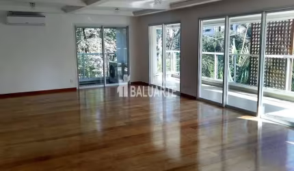 Aluga se Apartamento Alto Padrão 240m