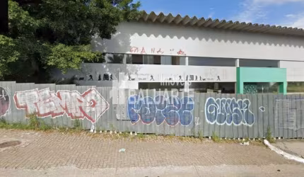 Galpão/Depósito/Armazém e 20 banheiros à Venda, 15000 m² por R$ 250.000.000