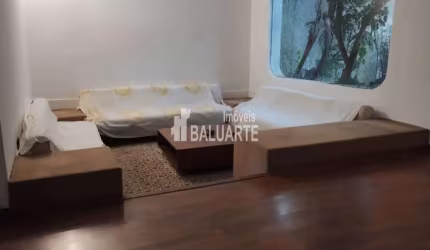 Casa com 4 Quartos e 6 banheiros à Venda, 380 m² por R$ 2.226.000