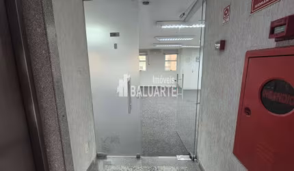 Aluga-se salas confortáveis no Brooklin.