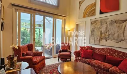 Casa com 2 Quartos e 4 banheiros à Venda, 365 m²