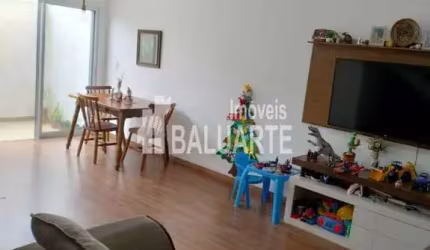 Casa de Condomínio com 2 Quartos e 3 banheiros à Venda, 78 m² por R$ 640000