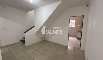Vende-se sobrado no coração do Jardim Marajoara.