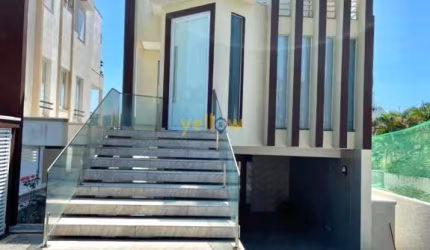 Casa Maravilhosa com Piscina  -  Mogi das Cruzes