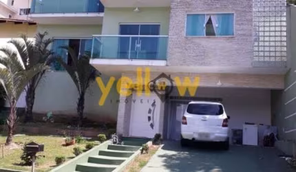 Casa em Condomínio Fechado em Arujá Country Club  -  Arujá