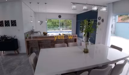 Casa em Condomínio Fechado em Mogi das Cruzes, SP