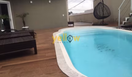 Casa à Venda em Arujá: 3 Suítes e 360m² por R$1.290.000