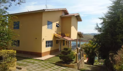 Casa em Condomínio Fechado em Sao Martinho  -  Igaratá