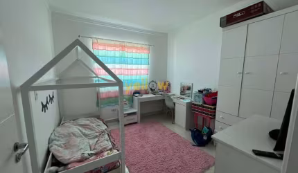 Casa em Bairro em Jardim Renata - Arujá, SP